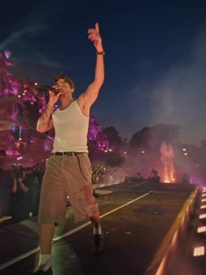 Had to run it back @Tomorrowland #electronicmusic #thechainsmokers #tomorrowland 