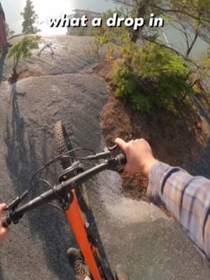 @kaspardlov with nerves of steel 👏 #MTB #scenic #speedrun #fullsend #mtbtrail
