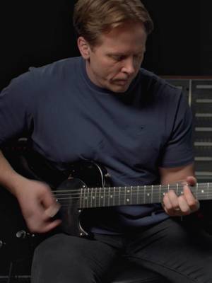 Step into the Marshall studio with product expert Steve Smith as we explore the highly anticipated Billie Joe Armstrong 1959 signature ⚡️ #marshallamps #greenday #billiejoearmstrong