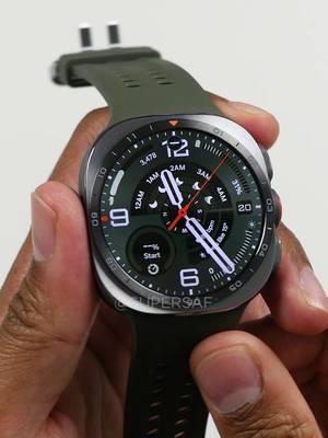 Samsung Galaxy Watch Ultra2 Titanium Silver Unboxing #asmr #samsunggalaxywatchultra2 #galaxywatchultra2 #fyp #supersaf 