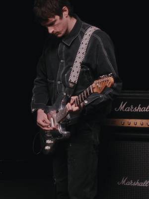 Step into the Marshall studio with @ronancrix of @basementuk as he runs us through the inner workings of his rig and iconic tone, all powered by his super rare Kitchen-Marshall 100Watt PA. 🔥