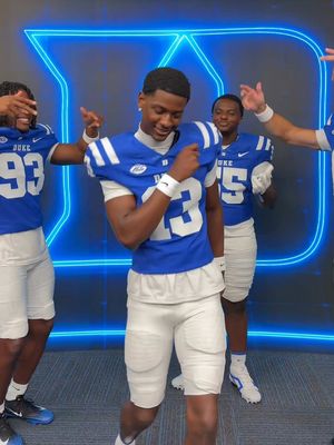 Dancing Devils 🦈😈 #dukefootball #CollegeFootball #footballtiktok #dance 