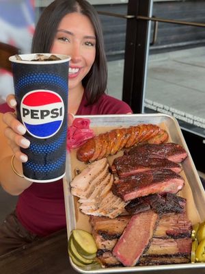 #PepsiPartner MICHELIN GUIDE-RECOGNIZED BBQ SPOT IN HOUSTON! @J-Bar-M Smokehouse & BBQ is 1 of 7 bbq restaurants in houston recognized by the Michelin guide for outstanding BBQ! I got the perfect BBQ feast and pairing it with a refreshing ice-cold Pepsi Zero Sugar complemented all those rich, smoky flavors. I got the brisket, ribs, jalapeño cheddar sausage, and their creamy mac and cheese. If you haven’t been to J-Bar-M Smokehouse, you’re seriously missing out. Be sure to check them out and see why this BBQ deserves Pepsi! #FoodDeservesPepsi 