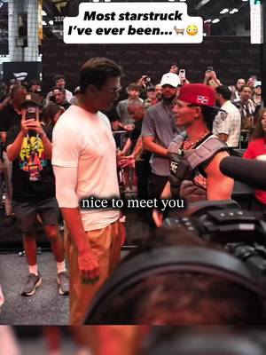 Did I choke this interaction?💀 I wanted to ask Tom Brady about his baseball career but we were kinda rushed during the Fanatics Fest pitching challenge😅 Meeting Tom Brady had me the most starstruck I’d been since saying hi to Dustin Pedroia but I’ll be ready for the chance to run a full interview one day🐐Tom proceeded to throw 5 strikes in a row and just missed the golden ball and I think I did a pretty good job catching for him😎 #tombrady #quarterback #baseball #MLB #fanatics 