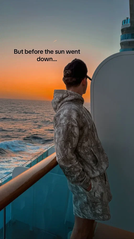 #royalcaribbean #staroftheseas #cruise #fyp #ship_facts 