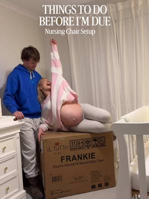 OUR DREAM NURSING CHAIR! 👶🏼🍼✨🌸 @iL Tutto  #nursingchair #firsttimemum #pregnancy #nursery #iltutto 