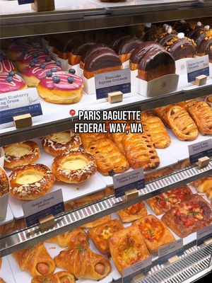 Pastries, Cakes, Sandwiches, Coffee & More 📍 Paris Baguette 🥐 ⁣ ⁣ Paris Baguette is now open in Federal Way, WA! Come for pastries with sweet and savory options, cake slices, or beautiful whole cakes which are perfect for any celebration, sandwiches, coffee, tea and so much more! So happy to have a location closer to home! 🍰  #pastries #parisbaguette #federalwaywa #prettycake 