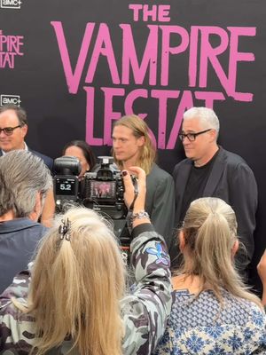 Something special for the fans! Sam Reid hangs out with fans moments before walking the red carpet during the exclusive VIP premiere of The Vampire Lestat in New York City #lestat #thevampirelestat #interviewwiththevampire #iwtv #samreid 