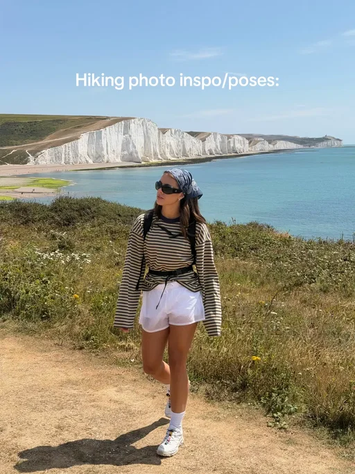 incase you need some pic inspo  #hikingposes #granolagirl #hikingfashion 
