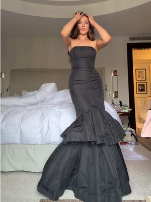 all dressed up 💒 #weddingguest #blacktie #blacktieweddingguestdress #pariswedding 