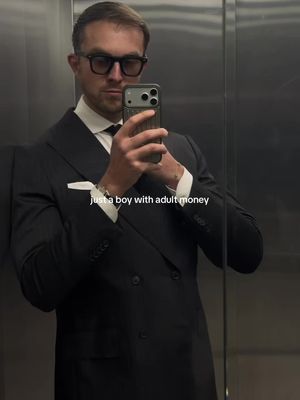 Living my best life 🤝 #oldmoneystyle #oldmoney #classy #gentlemanstyle #porsche 