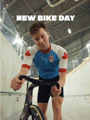 Four weeks later. Surgery ✅ Rehab ✅ Back in the gym ✅ Back on the bike ✅ Still a long way to go, but happy with the progress so far. Next stop: back on the track, then World Championships in October. #trackcycling #cyclingcrash #rehab