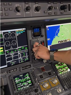 🎧✈️ Porter ASMR is back! And this time, we're taking you up front into the flight deck. Go ahead, turn your volume all the way up. #porterairlines #flyporter #pilot #aviation #embraer