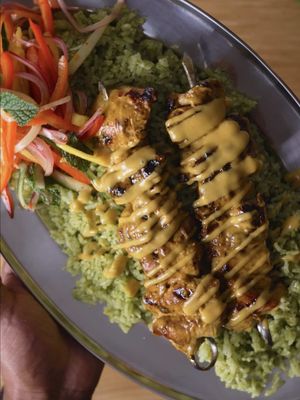 Mango ginger chicken plate listen you’re gonna be hooked, this one is just that good. Full recipe will be on my substack link in bio.