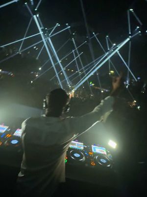 experts only ibiza closing party
