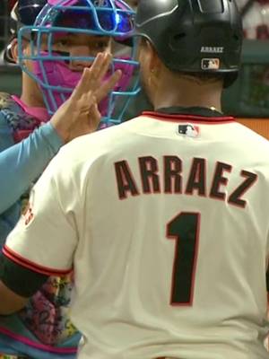 Dr. Contreras just had to make sure Arraez was okay 😂 #foulball #catcher #williamconteras #luisarraez #brewers 
