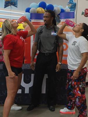Friendly competition is never actually friendly 🤣 Loser had a fitness fate… and my legs are still recovering. Watch the full Hydration Hustle now on YouTube, link in bio! @getlytofficial #LYTPartner #HydrationForReal @Crissa Jackson 