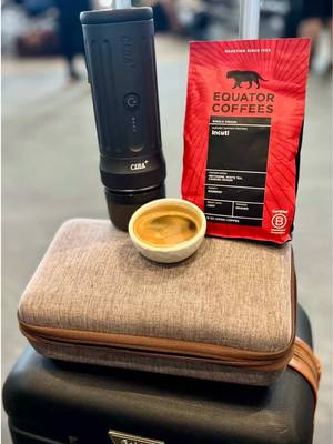 Don’t just wait at the airport, but brew a delicious espresso ☕️✈️ We had our flight back to NYC cancelled for no apparent reason, so we had to book another one just the day before, and the only affordable option with good connecting times was a 2 stops one (3 flights…). I had to brew a tasty espresso with the freshly roasted beans I bought at @Equator Coffees when we visited some friends in San Francisco, with a particularly special although subtle note of candied ginger that makes this washed Burundi a step above! I discovered this roaster thanks to @Trade Coffee, and when I realized they were based in San Francisco, I could not resist and visit a physical location! And, I had to brew it with my also red-ish color football jersey from my hometown team Real Murcia @RealMurciaCF in Spain ⚽️🇪🇸 I love the portable duo setup (espresso machine and grinder) from @Ceraplus (COFFEEMENEZ30 for 30% off, link in IG bio), paired with the convex basket from @Ikapecoffee for that super balanced and high clarity extraction of light roasts, brewed on the portable and excellent Earth cup from @kruveinc & @Our Coffee Shelter (link in IG bio). Follow for more outdoor coffee adventures! ☕️✈️🏞️💪🏼 #coffee #cafe #airport #adventure #fyp