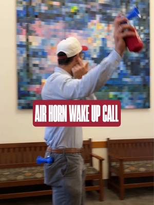 Good morning to everyone except the snooze button 🔉 #alarm #airhorn #CollegeFootball #andrewluck #stanford 