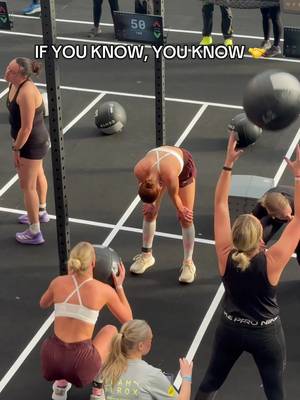 Deep enough? We’d say so 😮‍💨 #HYROX #HYROXWORLD #WALLBALLS