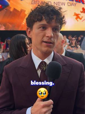 obsessed with Tom Holland obsessing over his work🥹🕸️ #tomholland #spiderman #spidermanbrandnewday 