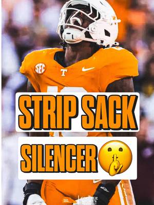 Throwing it back to when Joshua Josephs wrecked Mississippi State with a strip sack TD😤🔥 Can’t wait to see the defense make more game changing plays like this⁉️👀 (🎥: SEC on ESPN) • • • • #GBO #GBO🍊 #Vols #GoVols #VFL @The College Sports Company @The Volunteer Club 