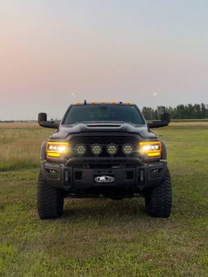 The Illuminated handles look so good!!!😫 HMU for the install! #boostauto #dodge #fyp #dieseltrucks 
