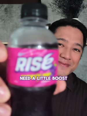 Had so much fun at the Rise Energy Pop event from the games and booths to finally seeing RabGel in person! My favorite part was trying Rise Energy Pop. It tastes like grape candy with a refreshing soda-like fizz, making it the perfect pick-me-up. Grab yours at your nearest supermarket or convenience store! 💜 #foodtripbakamo #APopOfSurprise #RabGel #RiseEnergyPop #drinkrecommendation 