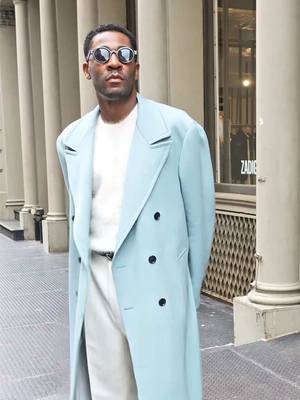 SNEAK PREVIEW: Got the early invite to try on @Suitsupply fall collection before it even touches the showroom floor! I kind of need everything!  Fall is about to hit different. 🙌🏾