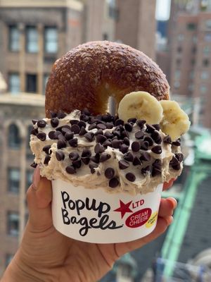 GOING BANANAS FOR CHOCOLATE CHIP BANANA BREAD CREAM CHEESE!!!! 🍌 #popupbagels #bageltok #fyp #schmear #bananas 