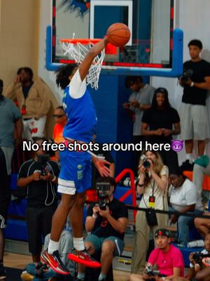 I swear hoopers always be doing this😭✌️#basketball #fyp #trending #madehoops #viral
