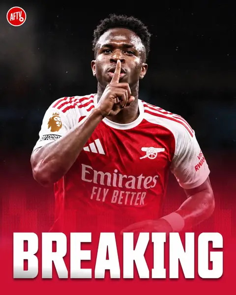 🚨 𝐌𝐀𝐉𝐎𝐑 𝐁𝐑𝐄𝐀𝐊𝐈𝐍𝐆: Arsenal Football Club have agreed personal terms in principle with Vinícius Júnior. Roc Nation will now enter negotiations with Real Madrid armed with a monstrous offer from the English champions. 🔥 Over to you, Vinícius Júnior. 👀⏳ 🔗 @HandofArsenal  #Arsenal #Vinicius #RealMadrid #premierleague 
