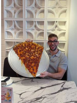 Could you guess the price ? . . . #solo #pov #pizza 