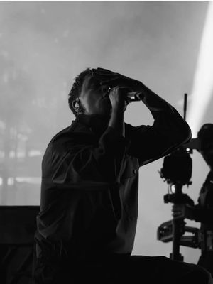 Quelle soirée mémorable avec @twenty one pilots 🫂🖤 - What a night with twenty one pilots 🫂🖤 📍Scène de la rivière @Bell Canada  🎥 Agency96 #tøp #twentyonepilots #osheaga #montreal #festival 