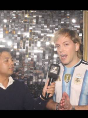 Hablo fuerte porque la musica de fondo esta al palo jajaja #dj #djset #djtour #interview #entrevista