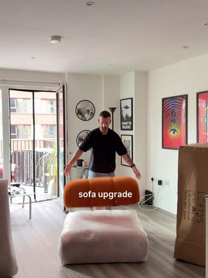 new sofa upgrade with @loftysfurniture, sofa inspired by 1970s Italian sofa called Camaleonda by Mario Bellini. 🧡 • Ambient Lighting • Lighting • Lamps • Home • Modern Home • London Flat • New Home • Old Home • Apartment • Interior • Decor • Living Room • Mid-century modern • Vintage • Chrome • Cozy • Vibes • Colorful • Colorful • Plants •  #newsofa #camaleondasofa #midcenturydesign #apartmenttherapy #interiordesign
