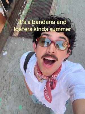 Bandanas are SOOOO back y’all  #mensfashion #outfitinspo #fitcheck #OOTD #mensstyle 