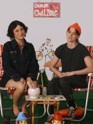 THE WRONG GIRLS stars Kristen Stewart and Alia Shawkat teach you how to roll.  THE WRONG GIRLS opens only in theaters August 14. #thewronggirls #kristenstewart #aliashawkat