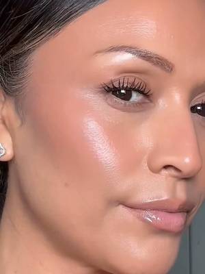 How to use Bonne Glow for sun-kissed skin.   Now available online at @Ulta Beauty.