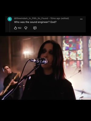 I think so #chelseawolfe #altmusic #gothicfolk #live 