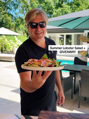 Summer Lobster Salad + GIVEAWAY 🦞 We love that fresh lobster is available now from PEI, so we’re celebrating with a Summer Lobster Salad with a Citrus and Dill Vinaigrette. The best part, you can get Canada’s best catch lobster delivered to your door within 24 hours! Say less, right!  While you wait, enter the giveaway for your chance to win a legendary lobster feast (10lbs of PEI Lobster), try out this recipe and head to Lobster PEI’s website to learn more: https://lobsterpei.ca/. How to enter: 1. Follow us and @Lobster PEI  2. Like the post 3. Tag a friend who would love this legendary lobster feast Serves: 2 Prep time: 8 minutes Special tools: small jar Ingredient: Salad 2 PEI Lobsters, cooked and shucked 1 orange, segmented and juiced 1 head Boston bib 1/4 radicchio, torn 1/4 bulb fennel, sliced 1/2 avocado, sliced 1/4 cup dill, torn Vinaigrette 1 orange juice 1 lemon juice 3 tablespoons extra-virgin olive oil  1 teaspoon kosher salt 1/2 teaspoons black pepper Method: 1. Place the Boston Bib and radicchio down on a large plate.  2. Layer orange segments, fennel, avocado and dill.  3. Top with chilled PEI Lobster.  4. Combine vinaigrette ingredients in a jar. Shake vinaigrette vigorously. 5. Pour the vinaigrette over the salad.  6. Serve with a smile. This giveaway is in no way sponsored, endorsed or administered by or associated with Instagram, Facebook and TikTok. Open to Canadian residents only. One winner will be randomly selected and announced on August 11. . . . #legendarypeilobster #canadasbestcatch #ad #saladrecipe #lobstersalad 