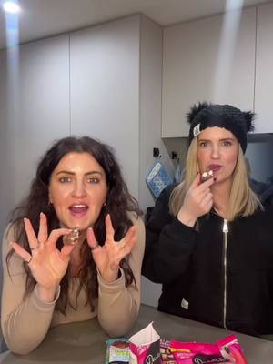 Made for sharing, our new Rocklea Road Bites have earned the ultimate seal of approval: sisters. 🤎 Thanks, @Eliza and Liberty. 🤝 ​ #DLMakesItBetter #DarrellLea #RockleaRoad ​#chocolate 