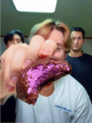 Candy Color Deciding What We Eat? #mukbang #korea #bigbacktivities #conveniencestore @IamfromKorea @Chambo 