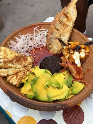 Food Spots In Accra 🇬🇭    Ograys tatale Jamestown Kenkey House  Masa at Mamobi  Anointed Zongo rice  @Alhaji theozzy @Nomad Williams 