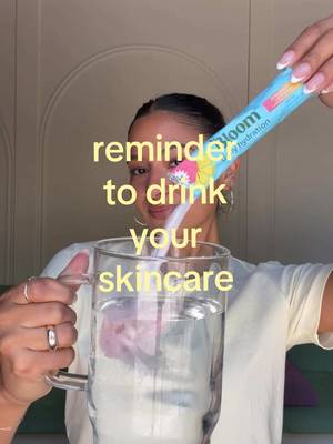 girlies we are drinking our skincare this summer ✨🍓🍋 #dailyhydration #hydrated #skincare 
