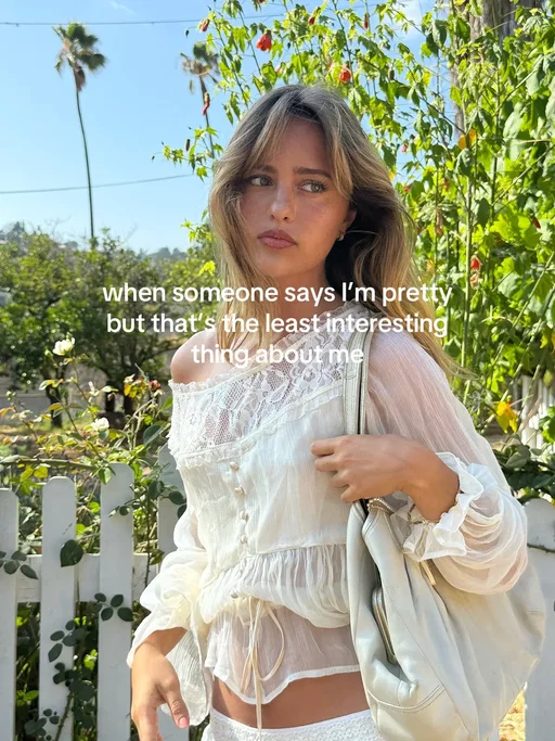 i’m just like the other girls but I love that<3