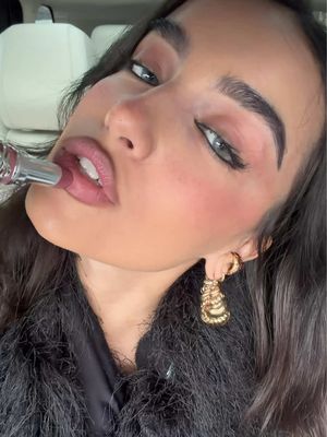 The difference is all in the placement! 🖤 products used: @YSL Beauty  All Hours Glow Foundation — MN7 Make Me Blush — 06 LOVESHINE Kissshaper Sculpting Lip Liner — 109 Lash Clash Mascara — 01 Lip Blusher — 44 LOVESHINE Lip Oil Stick — 44 YSL Beauty available at Sephora.  #ad #makeup #yslbeauty #makeupplacement #makeuptut