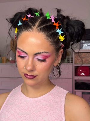 Another hairstyle I had to try from Pinterest ✨ It's SO Y2K - I love it 🦋 Also obsessed with how the messy buns turned out! This would be such a cute hairstyle for a festival 🌈  products: @Remington UK shine therapy straightener @TRESemme freeze hold hairspray @got2b glued edges  #y2khair #hairtutorial #hairstyleideas #90shair #pinteresthair 