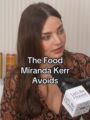 @Miranda Kerr eats seriously healthy. Could you stick to her diet? 👇 🎙️ Link in bio for more Let’s Be Honest with @Kristin Cavallari  #healthydiet #mirandakerr #podcastclips #healthyeating 