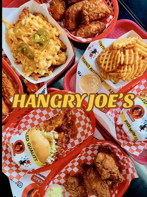 📍Hangry Joe’s Hot Chicken (12723 NE 124th St, Kirkland, WA 98034) What I ordered: - Combo 1: Chicken sando + fries + soda - Messy Sando - Loaded mac and cheese  - 6 pc wings medium rub - 6 pc spicy soy garlic  - Chicken tenders  #nashvillehotchicken #chickensandwhich #friechicken #kirklandsfinds #seattlefoodie 